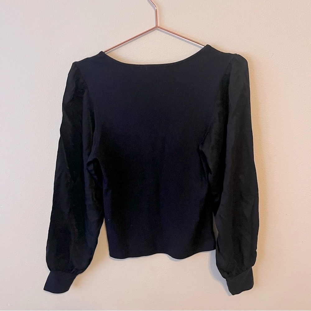 Sundry Black V-Neck Blouse π€ β New With Tags - Picture 2 of 6